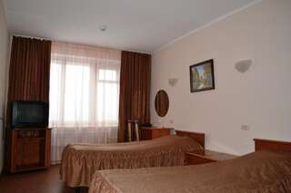 Гостиница Сфера Челябинск Двухместный номер с 2 отдельными кроватями и общей ванной комнатой-2